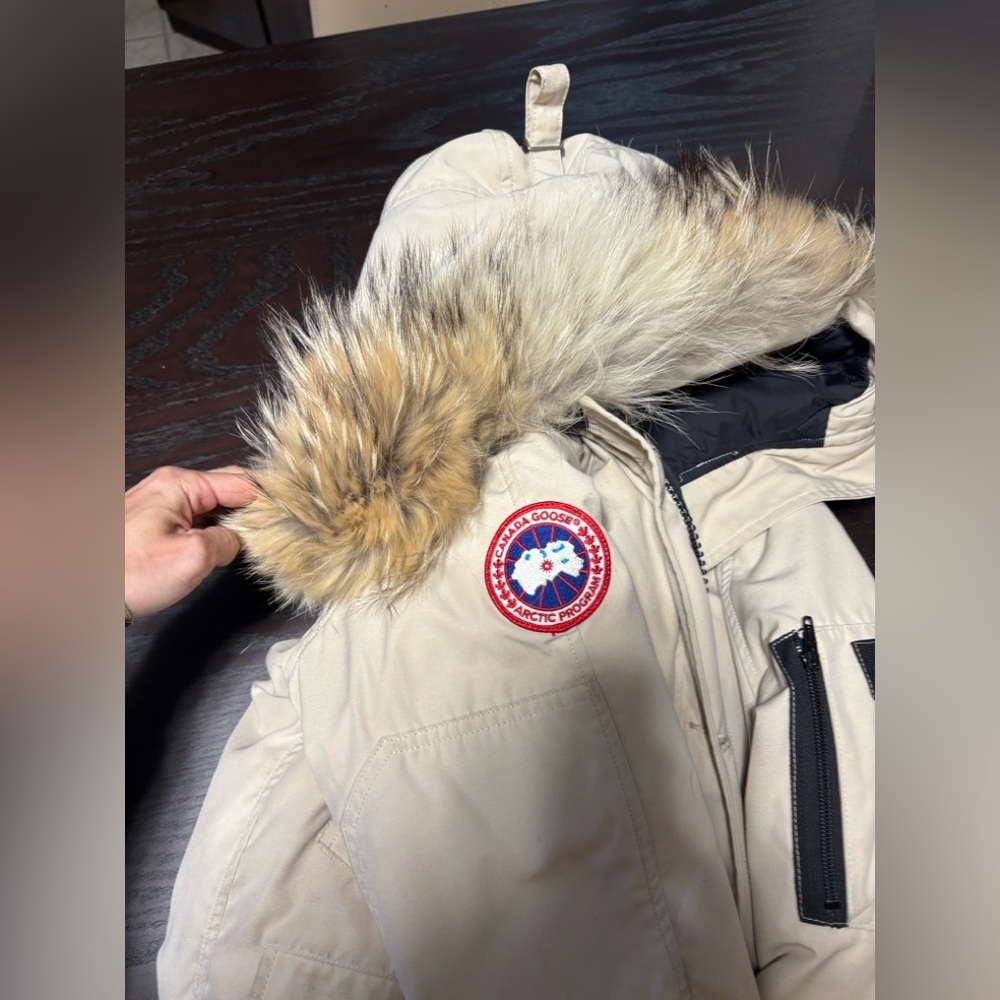 Sand Puffer Jacket - Picture 2 of 7